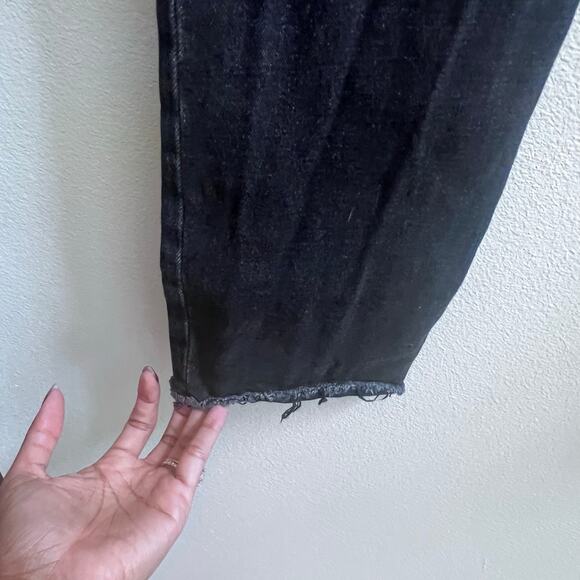 Abercrombie & Fitch Skinny High Rise Raw Hem Ankle Slit Black Jean Women's 28/6R - Picture 7 of 8